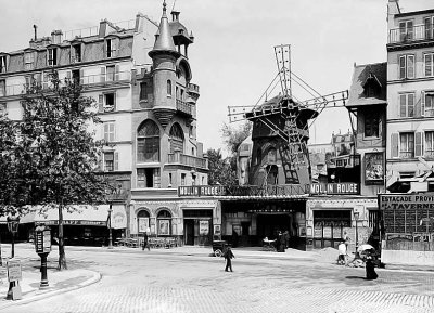 1895 - In the district of Pigalle on Boulevard de Clichy