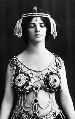 1908 - Maud Allan as Salomé