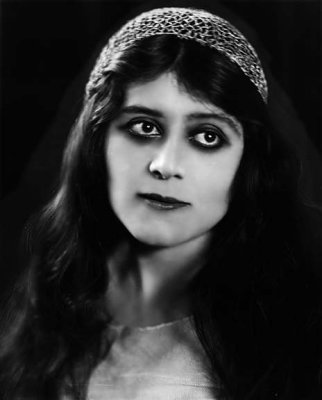 1916 - Theda Bara in Romeo and Juliet