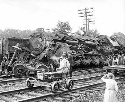 July 7, 1922 - Head-on crash