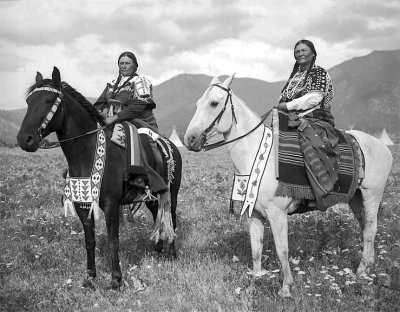 c. 1904 - Women of the Flathead tribe