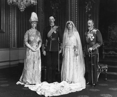 28 February 1922 - Princess Mary weds Viscount Lascelle