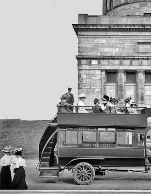 1911 - Double-decker bus, Riverside Drive