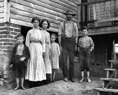 May 1911 - T.J. Fields and family