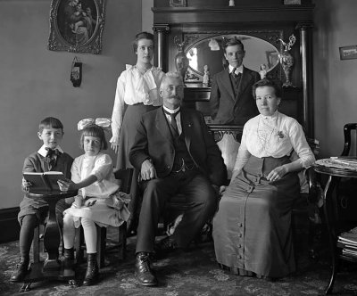 1914 - I Remember Mama family