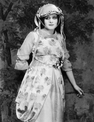 1916 - Theda Bara in East Lynne