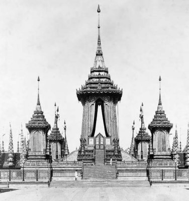 1910 - The Phra Meru Mas (Royal crematorium)