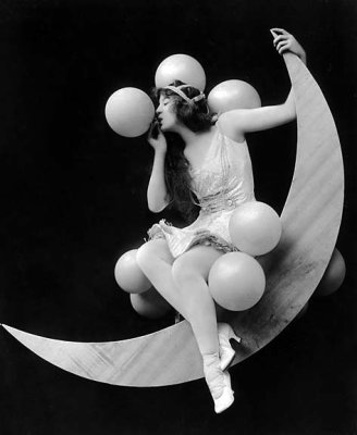 1915 - Sybil Carmen in the Ziegfeld Midnight Frolic