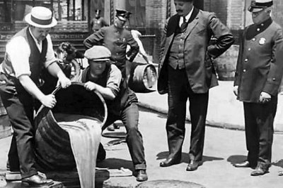 1921 - Pouring out liquor