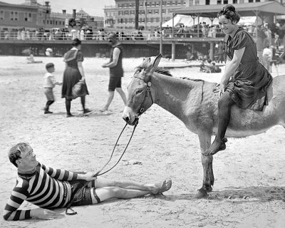 1905 - Date on a donkey