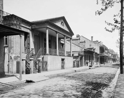 c. 1910 - Beauregard House, Chartres Street