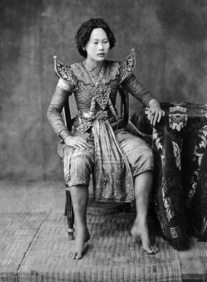 c. 1900 - Khon Actress