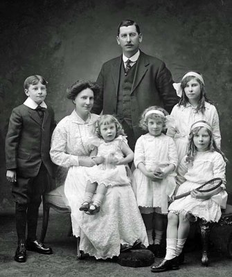23 February 1917 - Irish family