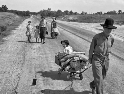 1936 - Family on the move