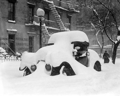 1922 - In three feet of snow