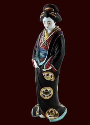 c. 1910c - Kutani porcelain figure