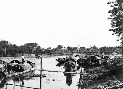 1920 - Ping River (Narawat Bridge in the distance)