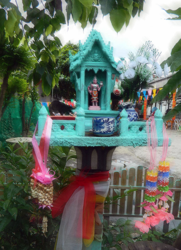 spirit house 14.jpg