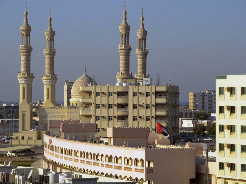 mosque and sooq.jpg