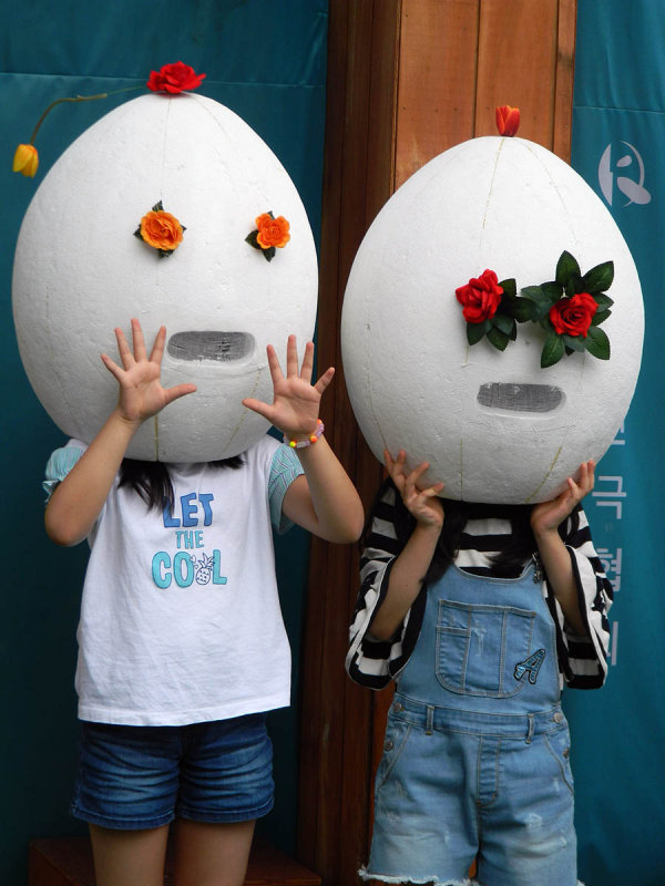 egg_heads.jpg