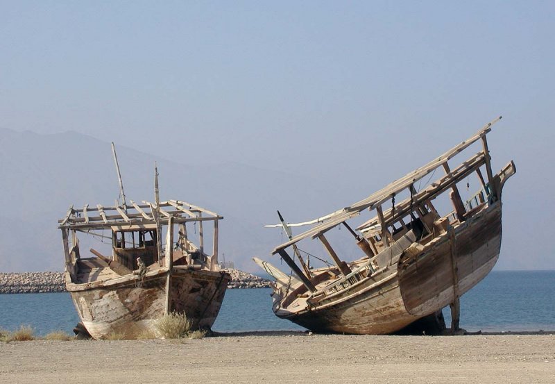abandoned dhows.jpg