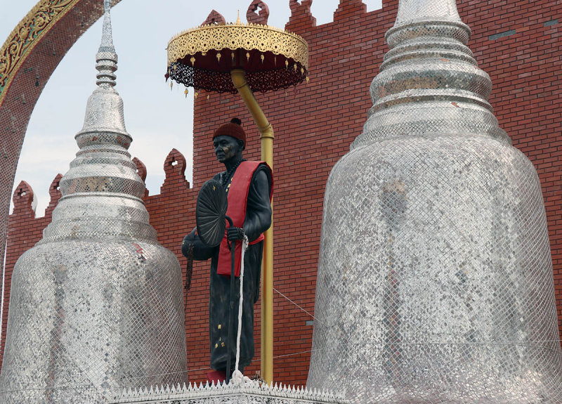 monument.jpg