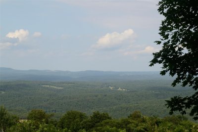 Scenery at Roundtop Trail (Overlook)
