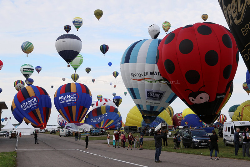 Mondial Air Ballons 2017  Mes photos de l'envol du mercredi soir