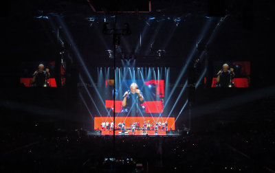 Phil Collins  l'Accord Htel Arena lors de sa tourne Not dead yet live !