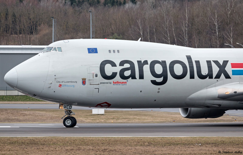 Boeing 747-8R7F