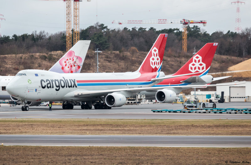 Boeing 747-8R7F