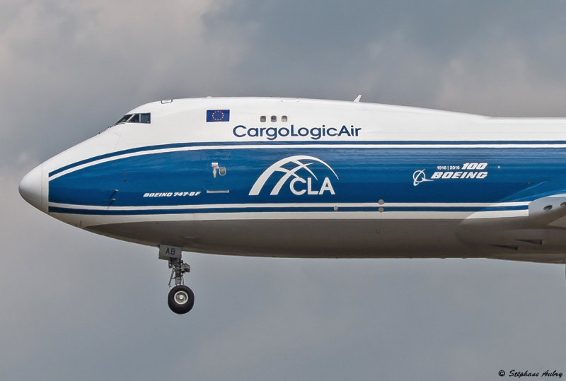 Boeing 747-83QF