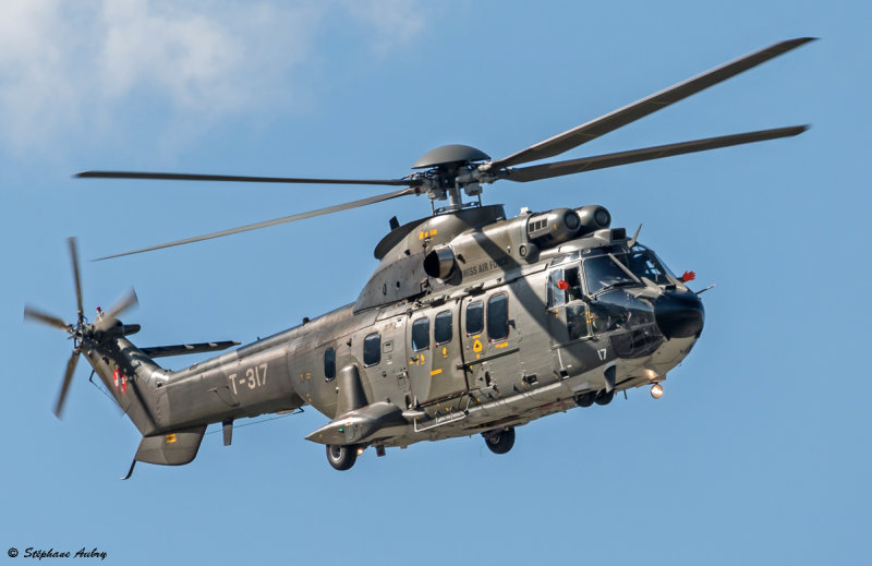 Arospatiale AS332M1 Super Puma (TH89)