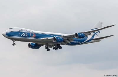 Boeing 747-83QF