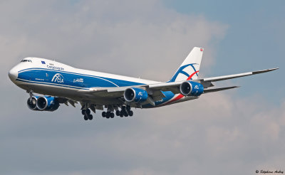 Boeing 747-83QF