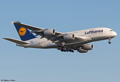 Airbus A380-841