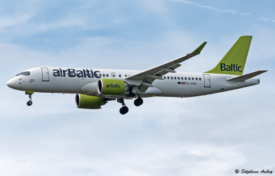 Airbus A220-300