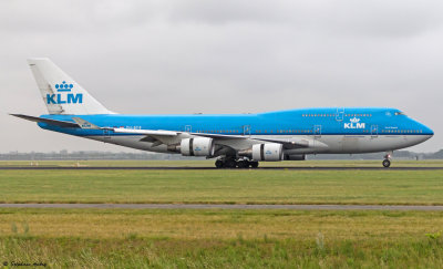 Boeing 747-406