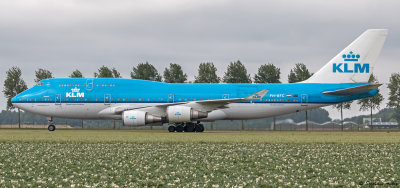 Boeing 747-406(M)