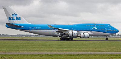 Boeing 747-406