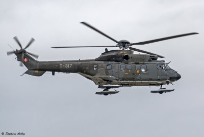 Arospatiale AS332M1 Super Puma (TH89)