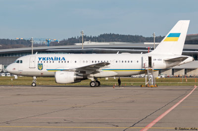 Airbus A319-115(CJ) Ukrainian Government UR-ABA