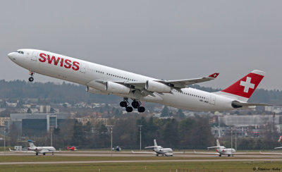 HB-JMD Airbus A340-313X