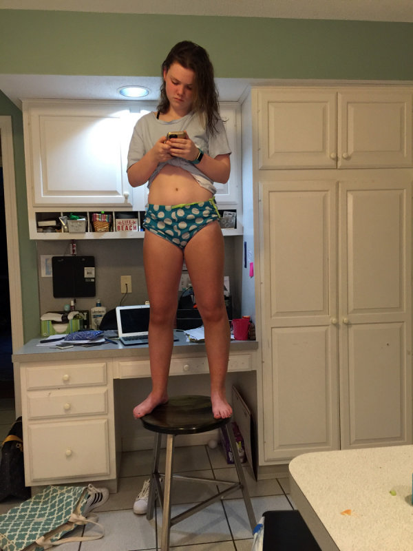 paintingLegs2.jpg