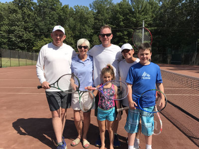 tenniscrew.jpg