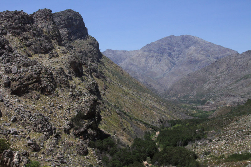 Through the mountain pass south of Ceres