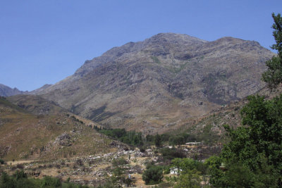 Through the mountain pass south of Ceres