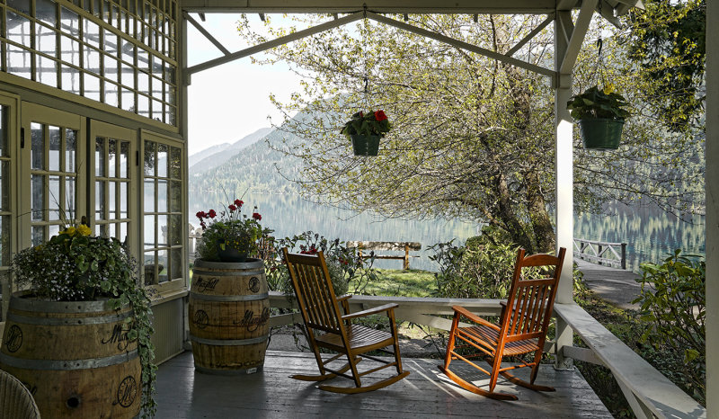 The Porch at Crescent Lake Lodge