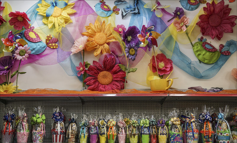 Nifty Nut House Display