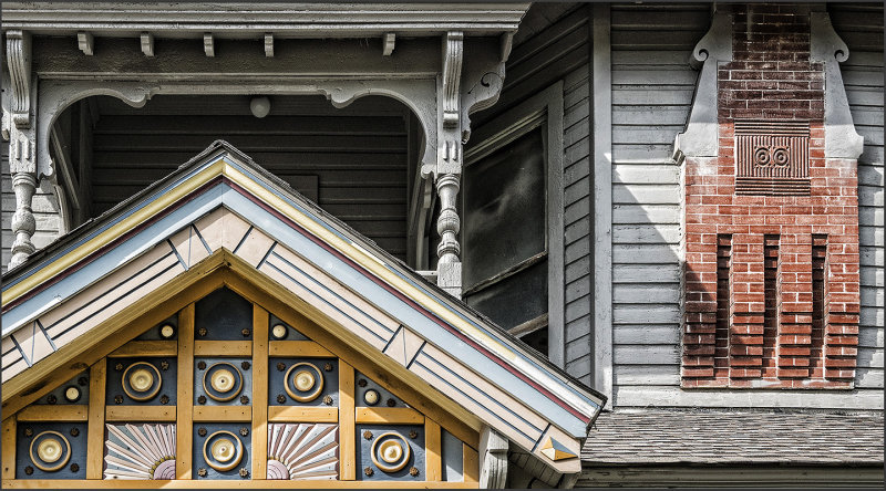 Sternberg Mansion Detail 